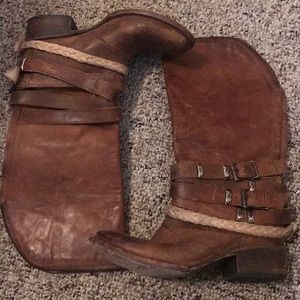 Steve Madden free bird boots